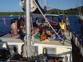 Segelyacht-mit-Skipper-Menschen-07