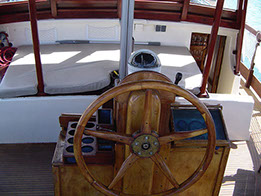 Segelyacht-mit-Skipper-Boot-Exterior-11