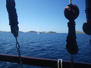 Segelyacht-mit-Skipper-Nature-22